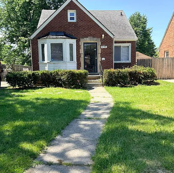 6181 Neff Ave — Photo 1