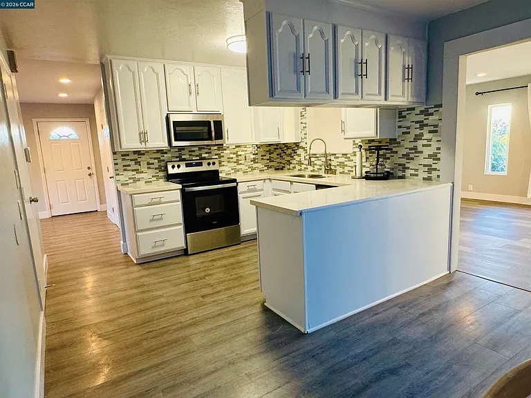 419 Pomona Ave — Photo 7