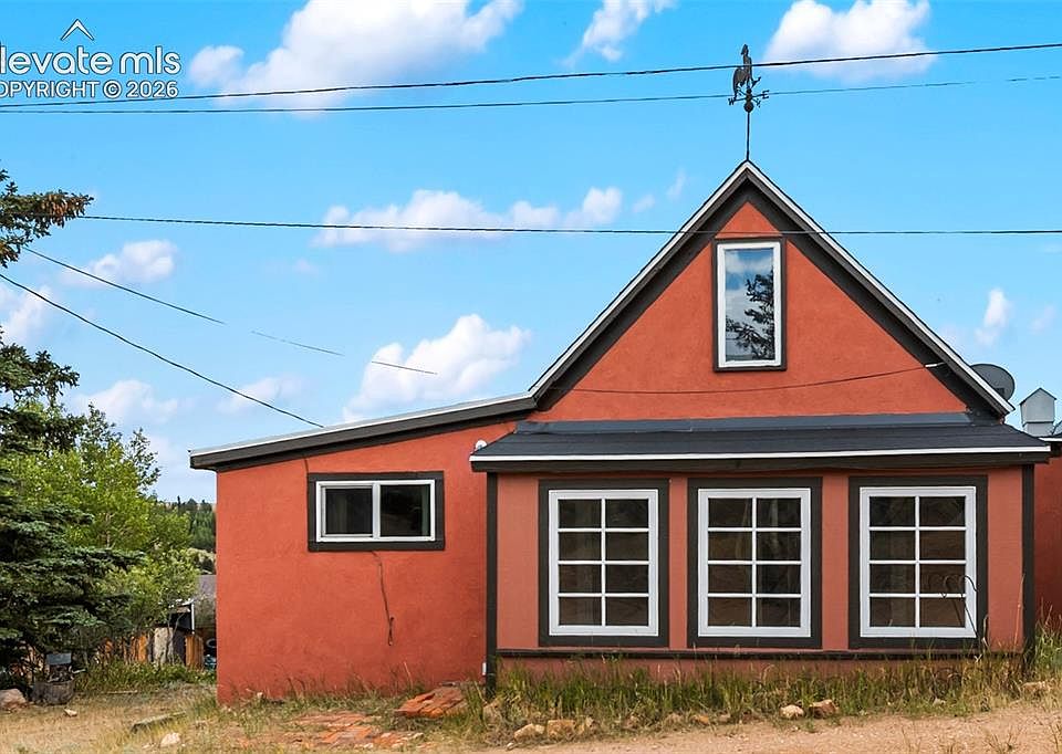 1st image of 102 Spicer Ave