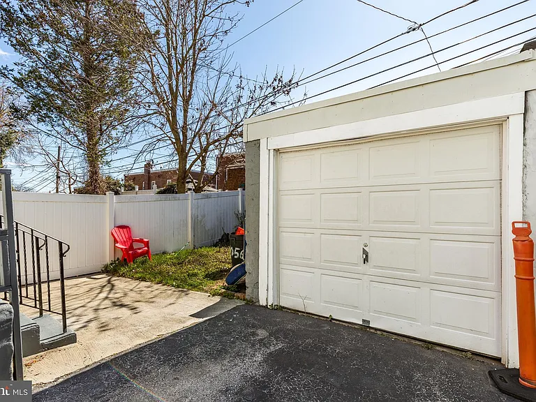 4056 Ellendale Rd — Photo 26