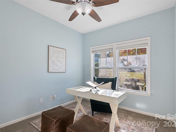 3rd image of 1186 Jasmine Dr