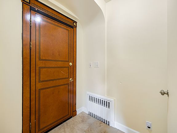 4th image of 700 Kinderkamack Rd Floor 1