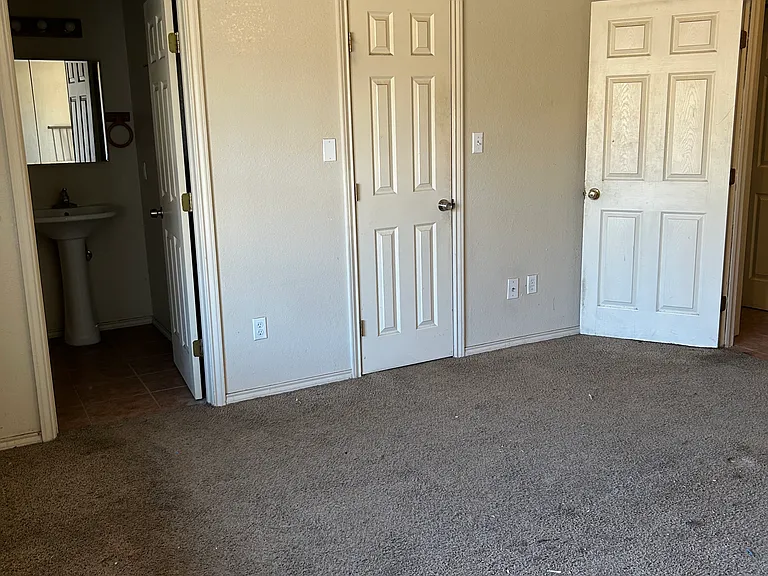 534 E Copper Ave — Photo 4