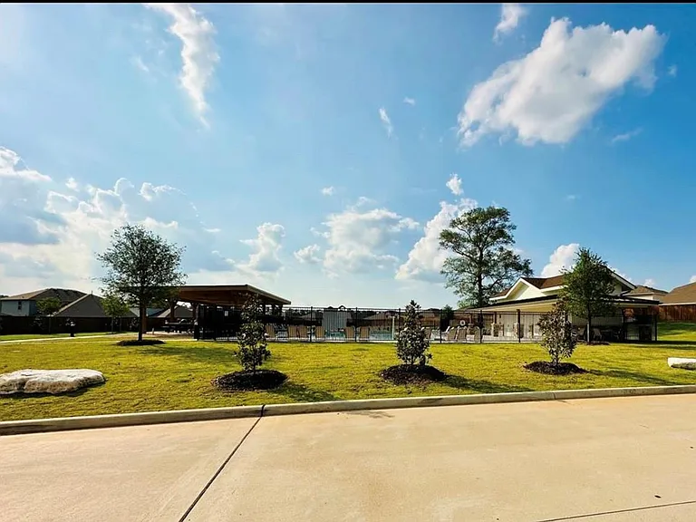 40643 Creekside Bluff Trl — Photo 41