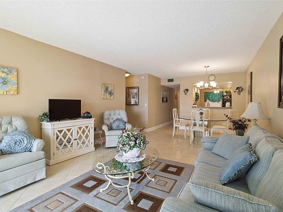 3rd image of 7892 Willow Spring Drive #1518