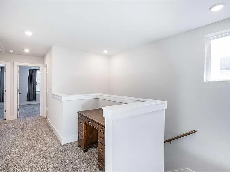 7500 Burnham Pl — Photo 14