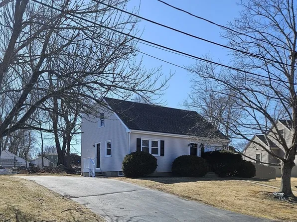 31 Cheryl Ln, Somerset, MA 02726