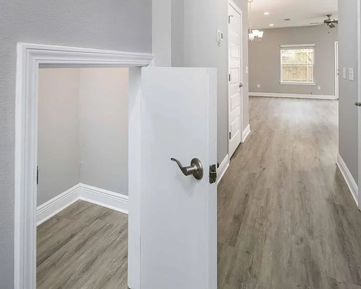 319 Carmel Dr #15 — Photo 11