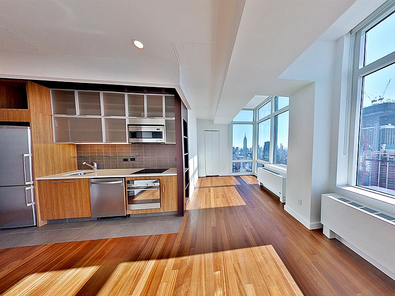 1st image of 610 W 42nd St #S55f