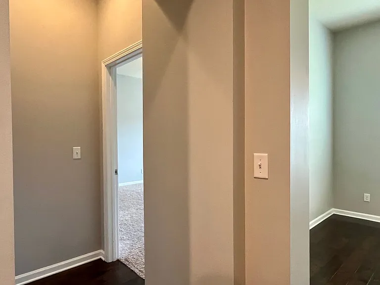 9408 Tillman Ct — Photo 29