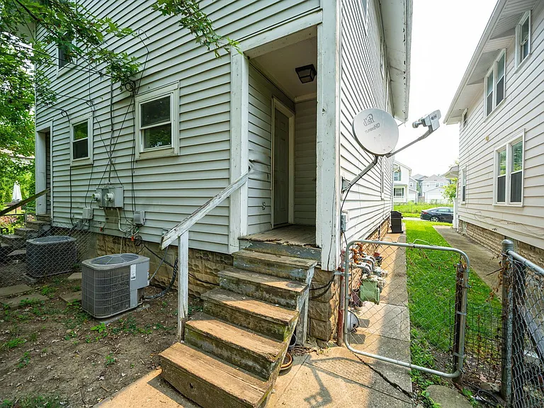 1429 N 6th St — Photo 18
