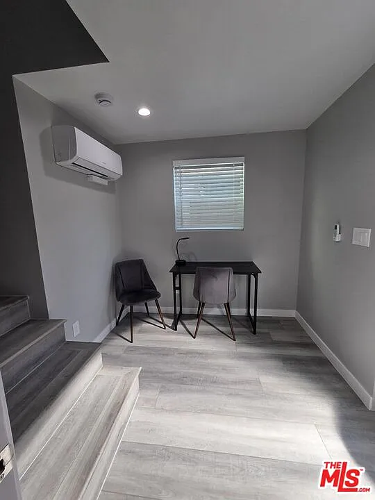 1 bed, 1.5 bath, $2,900 — Photo 2