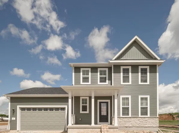 451 Crusader Point, Waunakee, WI 53597