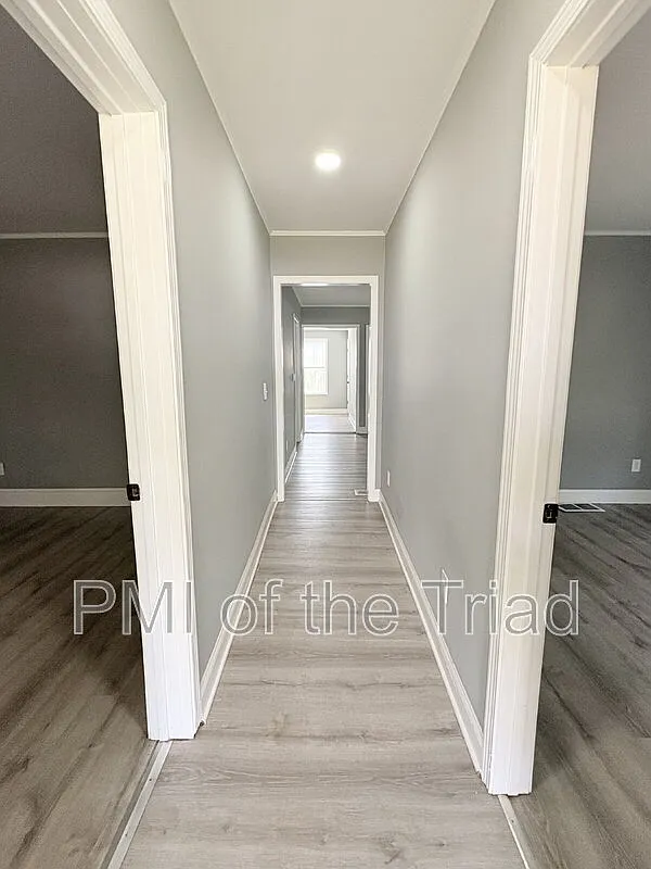 3 bed, 2.0 bath, 1164 sqft, $1,440 — Photo 4