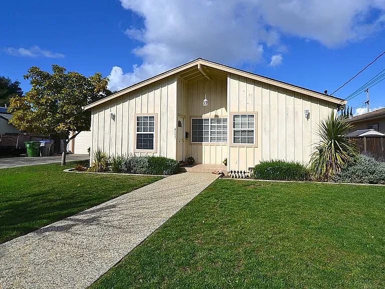 3 bed, 1863 sqft, $5,000 — Photo 2