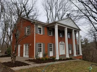 428 Mount View Dr, Staunton, VA 24401