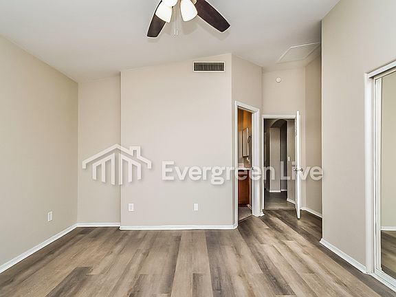 5th image of 1654 W Maplewood Dr