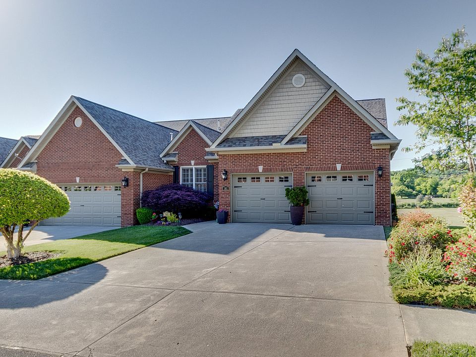 1st image of 161 Waterford Cir