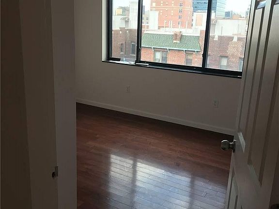 3rd image of 13646 41st Ave Unit 7B
