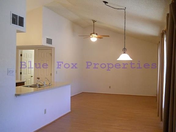 3rd image of 2882 W Calle De Dalias