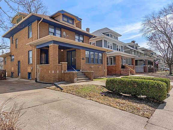 3rd image of 1210 N Elmwood Ave
