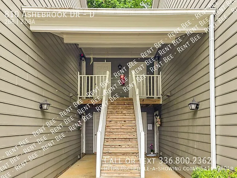 810 Ashebrook Dr #D — Photo 3