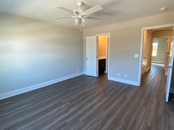 5th image of 1020 Glenkirk Dr #B