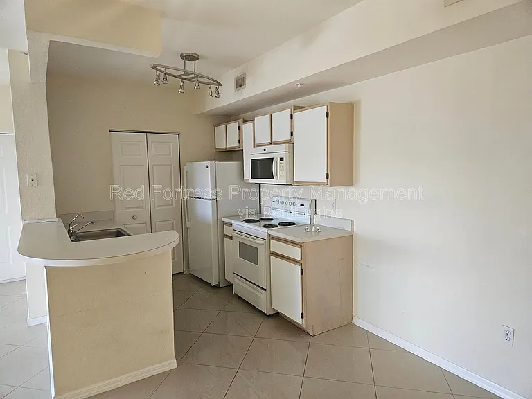 6360 Aragon Way #306 — Photo 6