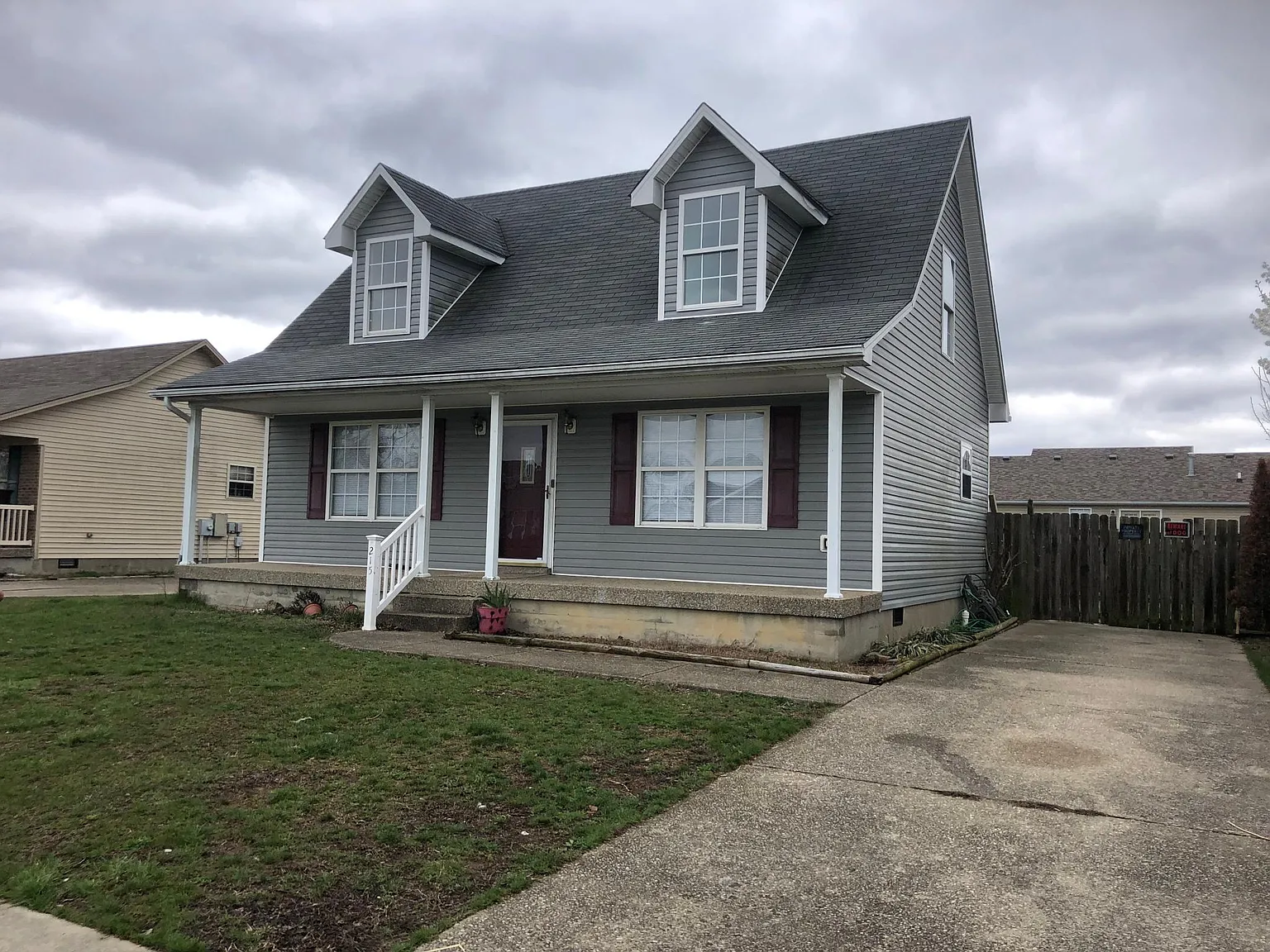 215 Pagoda Court — Photo 1