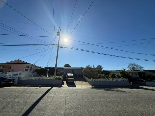 1266 Wanda Ave, Seaside, CA 93955