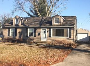 702 Sherwood Ave, Ottawa, IL 61350