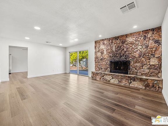 2nd image of 2025 N Victoria Rd
