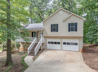 459 Bakers Bridge Cir, Douglasville, GA 30134