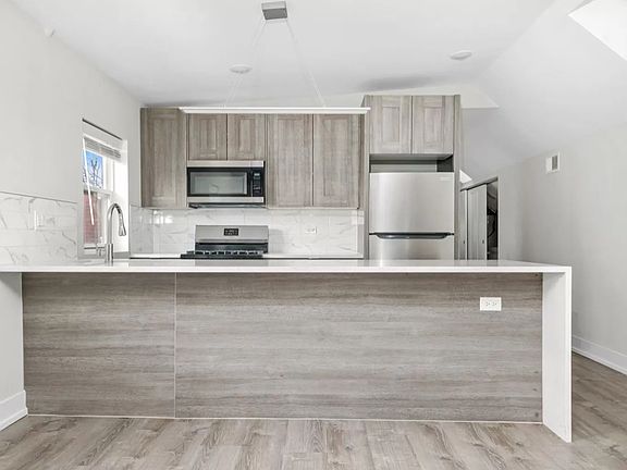 2nd image of 3527 S Damen Ave #1R