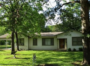 1209 Elm St, Teague, TX 75860