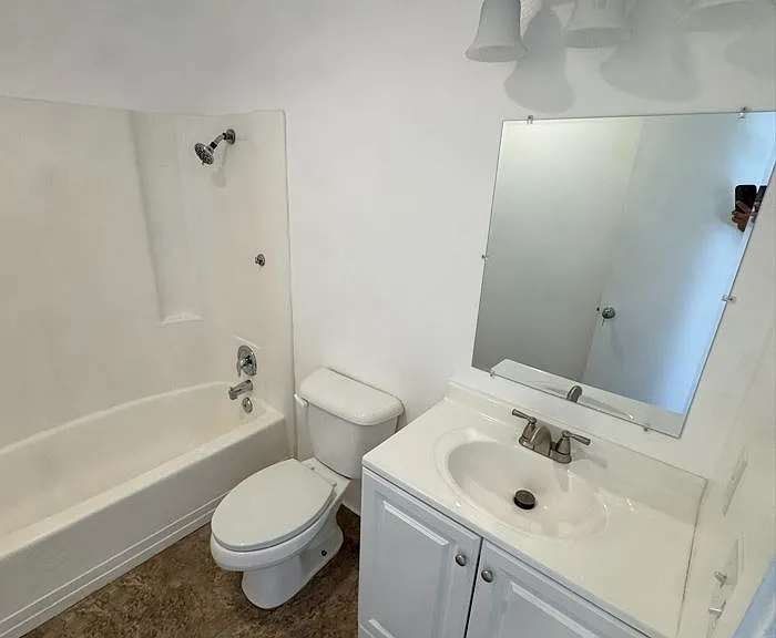717 Boulevard Ave #C — Photo 7