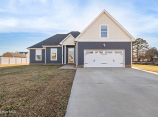 107 Genoa Dr, Elizabeth City, NC 27909