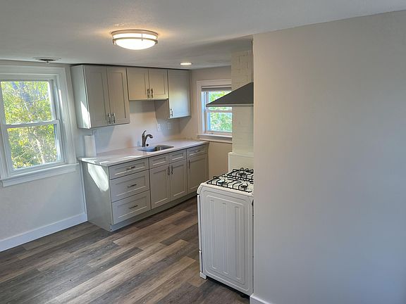 Kitchen with peak-a-boo ocean views