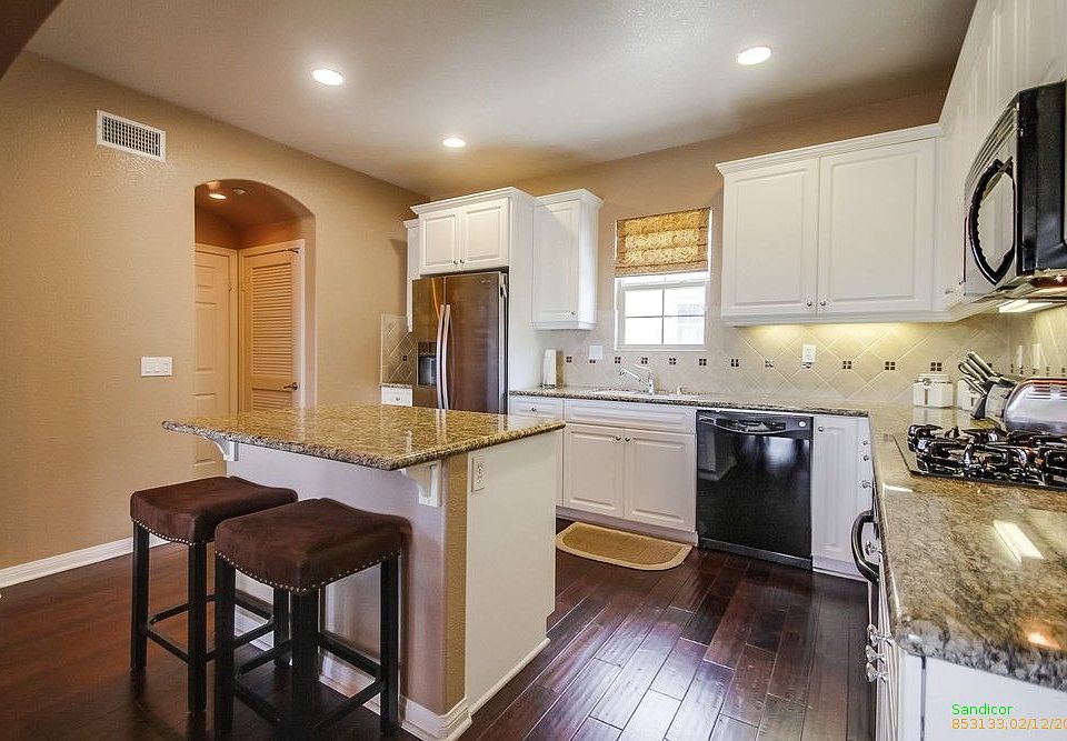 1st image of 2466 Longstaff Ct