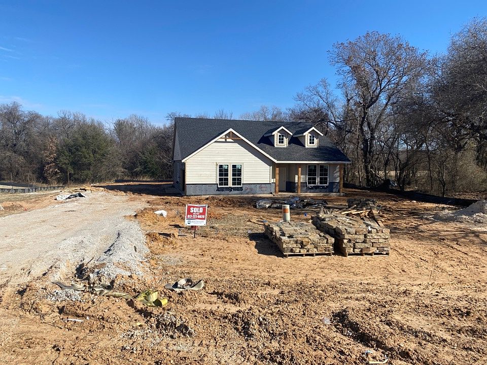 1st image of 147 Cooper Ct