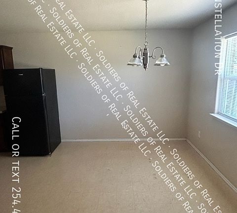 4th image of 407 Constellation Dr