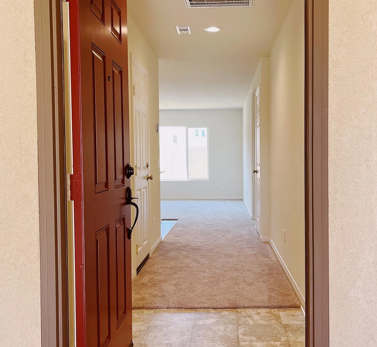 3 bed, 1391 sqft, $3,200 — Photo 2