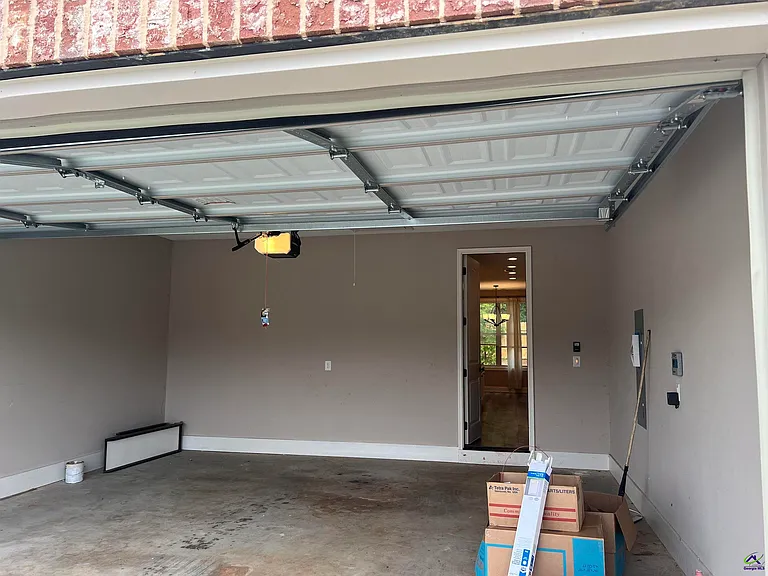 107 Gwendolyn Ave — Photo 3