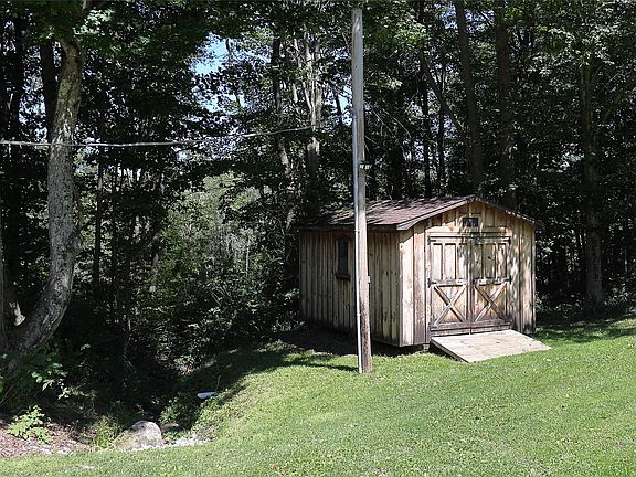 4th image of 10565 German Rd
