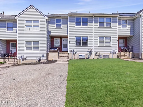 7 Branchwood Drive, Lakewood, NJ 08701
