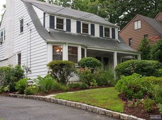 278 Churchill Rd, Teaneck, NJ 07666