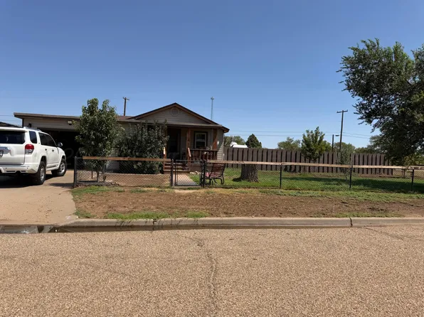 404 N Longwood Ave, Fritch, TX 79036