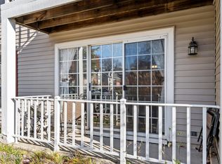 33 Beaumont Ct, Tinton Falls, NJ 07724