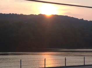 238 High Mountain Rd #2, North Haledon, NJ 07508