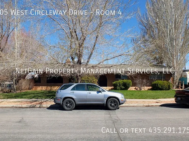 405 W Circleway Dr #4 — Photo 5